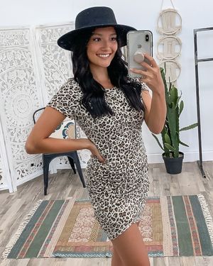 Image post by @shopfillyflair on Instagram