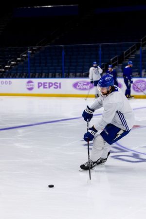 Image post by @lightningnhl on Facebook