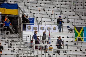 Image post by @LaurelPfahler on Twitter