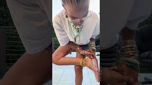 Video post by @shop.with.caroline on YouTube