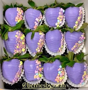 Image post by @BerriesBySarah on Facebook