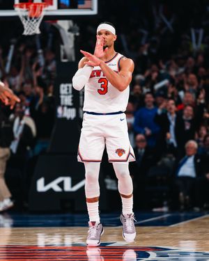 Image post by @_evanyu on Instagram