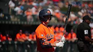 Video post by @AuburnBaseball on Twitter