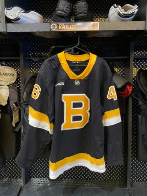 Image post by @NHLBruins on Twitter
