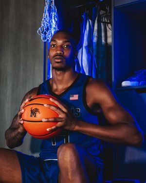 Image post by @memphis_mbb on Instagram