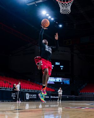 Image post by @astatewbb on Instagram
