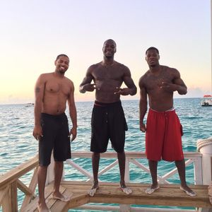 Image post by @bronzebomber on Instagram