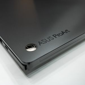Image post by @asus on Instagram