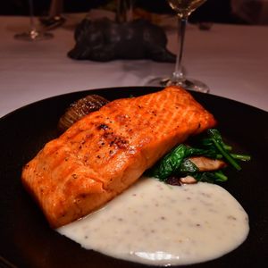 Image post by @mortonssteak on Instagram