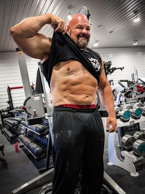 Image post by @shawstrength on Instagram
