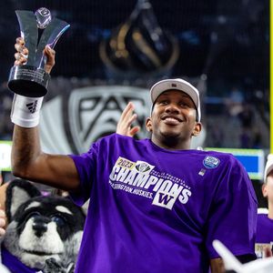 Image post by @uwathletics on Instagram