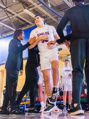 Image post by @au_mbasketball on Instagram