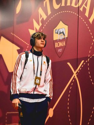 Image post by @officialasroma on Instagram