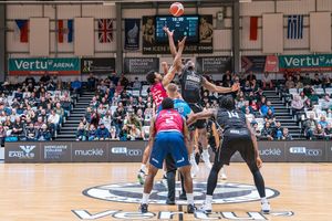 Image post by @enbleague on Instagram