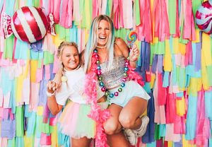 Image post by @uapanhellenic on Instagram
