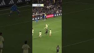 Video post by @lafc on YouTube