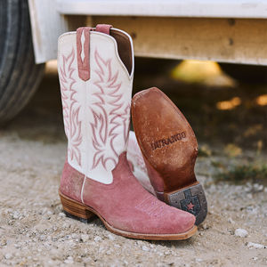 Image post by @durangoboots on Instagram