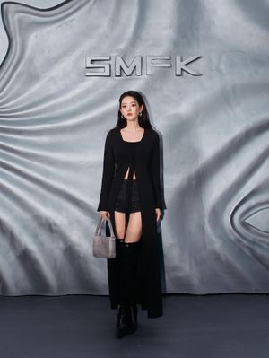 Image post by @smfksmfk on Instagram