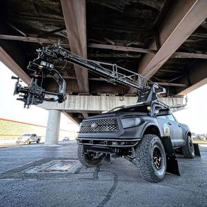 Image post by @motocrane_team on Instagram