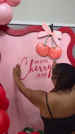 Video post by @Heather's Balloon Boutique & Decor on Facebook