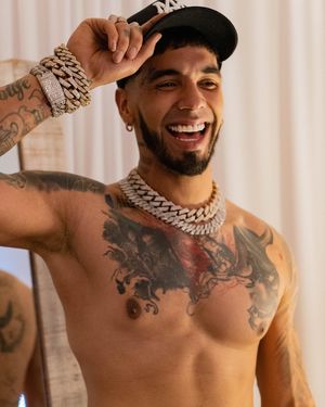 Image post by @anuel on Instagram