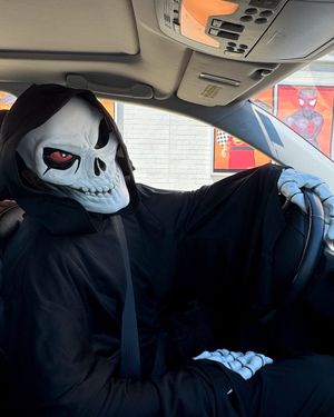 Image post by @SpiritHalloween on Twitter