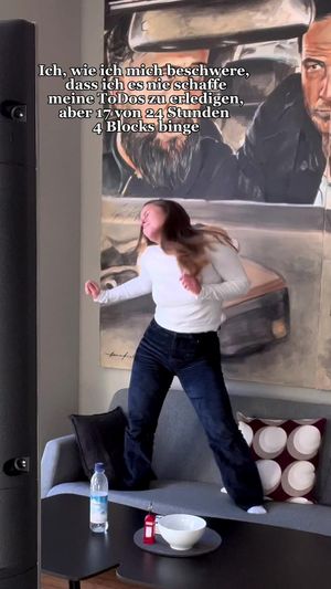 Video post by @warnertvde on TikTok