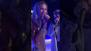 Video post by @farruko on YouTube