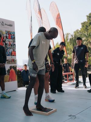 Image post by @nnrunningteam on Instagram