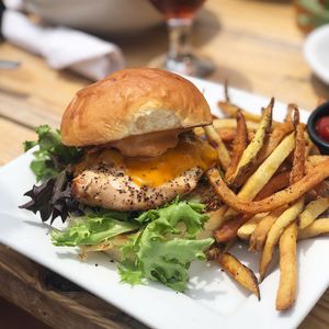 Image post by @5280foodiez on Instagram