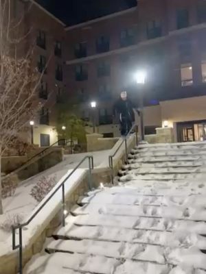 Image post by @neersbarstool on Instagram