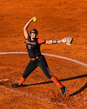 Image post by @gocamelssoftball on Instagram