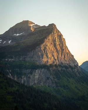 Image post by @nationalparkscollective on Instagram