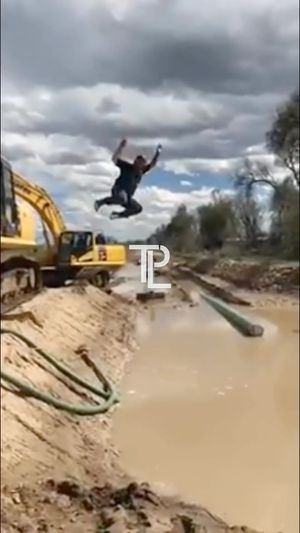 Video post by @thepipelinelife on Instagram