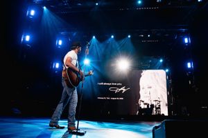 Image post by @lukebryan on Instagram