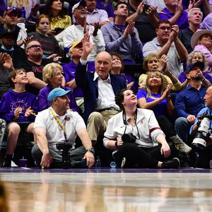 Image post by @LSUBasketball on Twitter