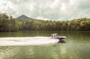 Image post by @malibuboats on Instagram