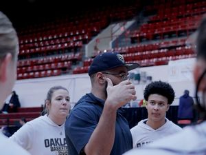 Image post by @oaklandwbb on Instagram
