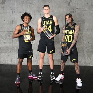 Image post by @hoopmag on Instagram