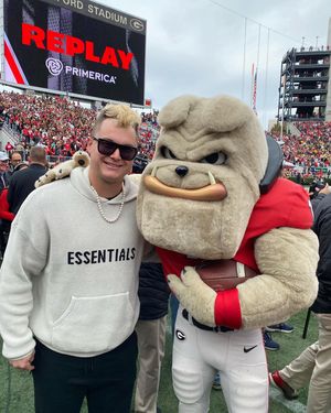 Image post by @ugahairydawg on Instagram