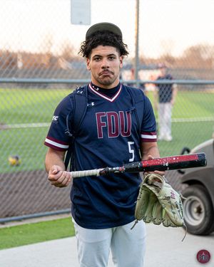 Image post by @FDUKnightsBase on Twitter