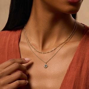 Image post by @juliaszendreijewelry on Instagram