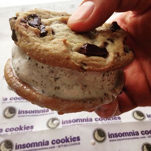 Image post by @insomniacookies on Instagram