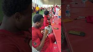 Video post by @Tampa Bay Buccaneers on YouTube
