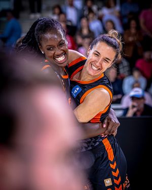 Image post by @valenciabasket on Instagram