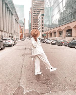 Image post by @wherenextella on Instagram