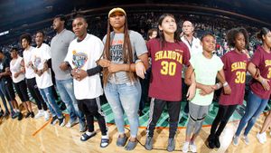 Image post by @nyliberty on Facebook