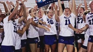 Image post by @hpuwlax on Instagram