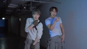 Video post by @weareoneexo on YouTube