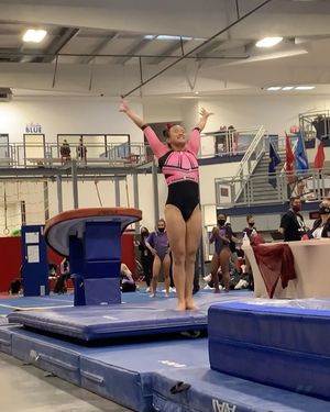 Image post by @ou_wgymnastics on Instagram